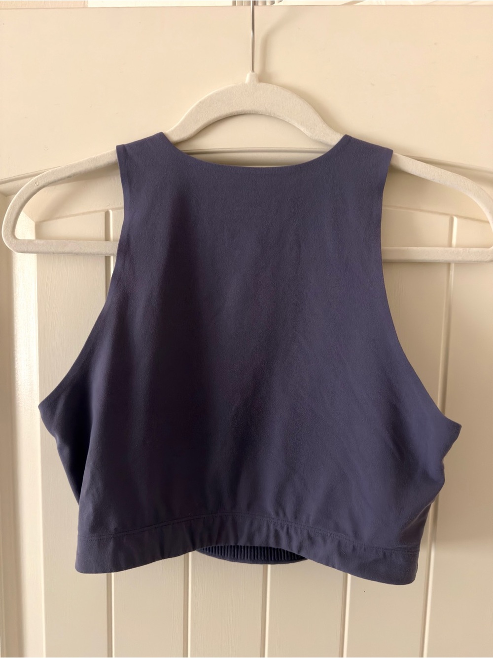Women's Navy High-Neck Cropped Athletic Tank Top